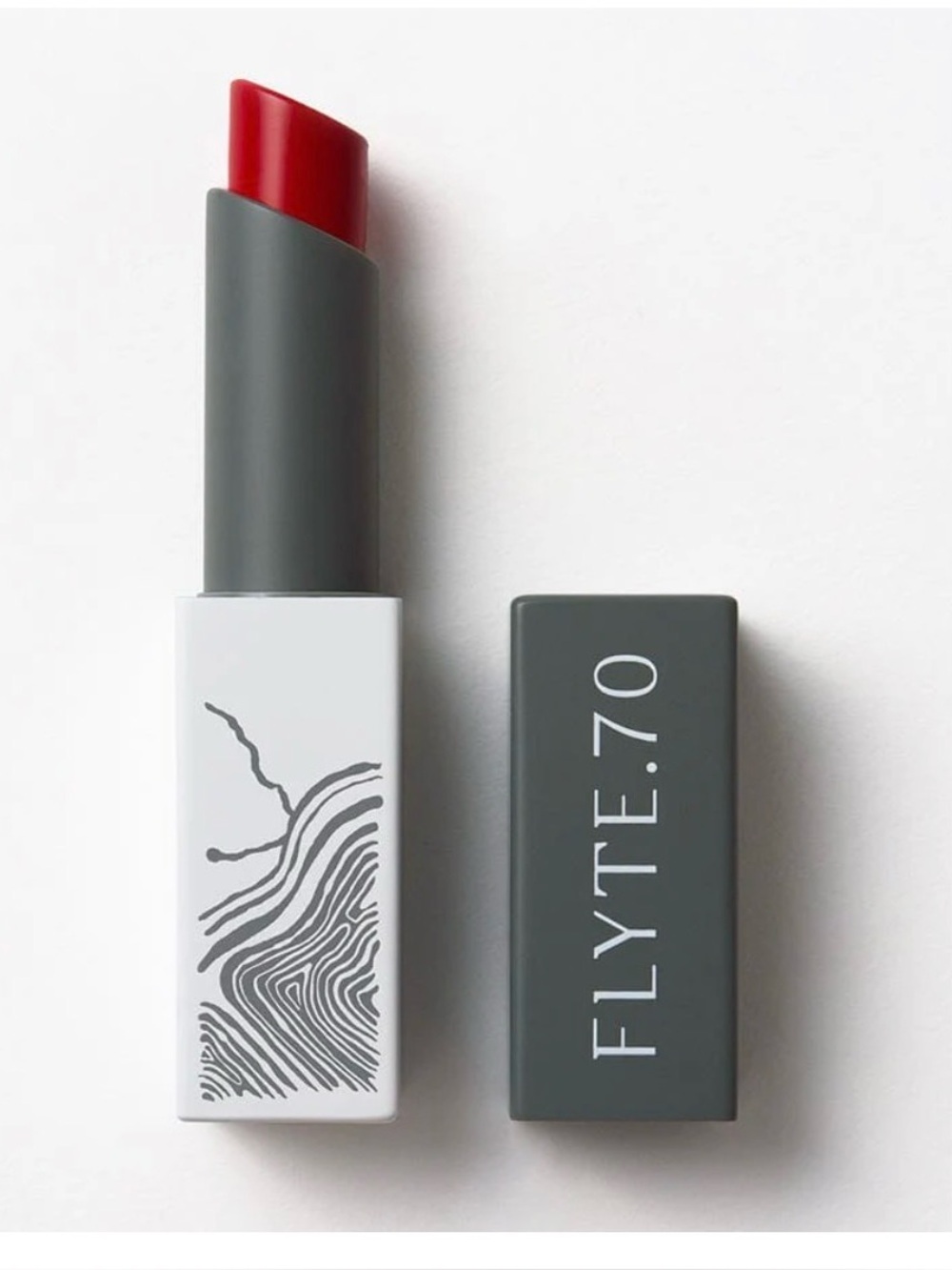 FLYTE.70 L+L LIP lacquer color “Fast Car”
(Reddish amber with a raisin hue) NWT